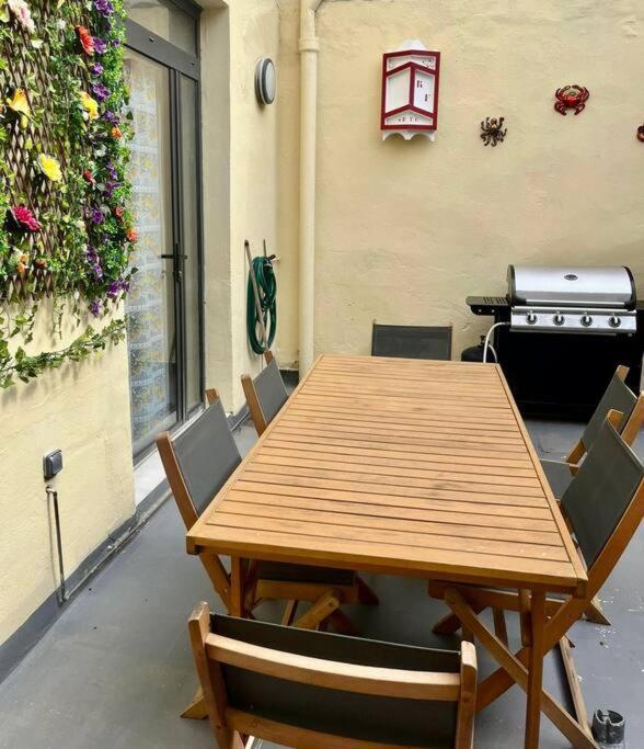 Coeur De Sete Le Patio 2 Apartment Exterior photo